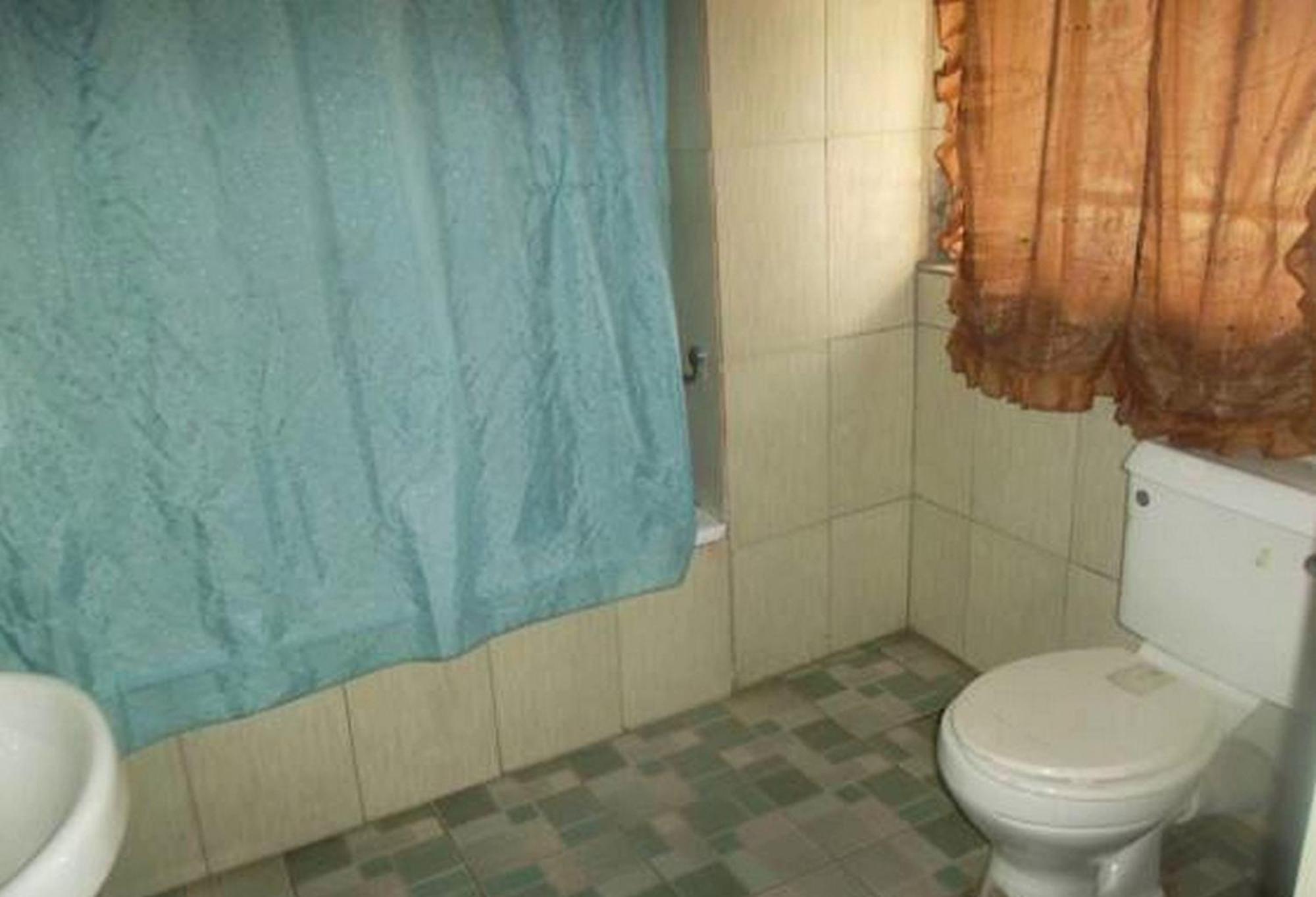 Room In Lodge - Clen-Phil Hotels And Suite Port Harcourt Exterior foto